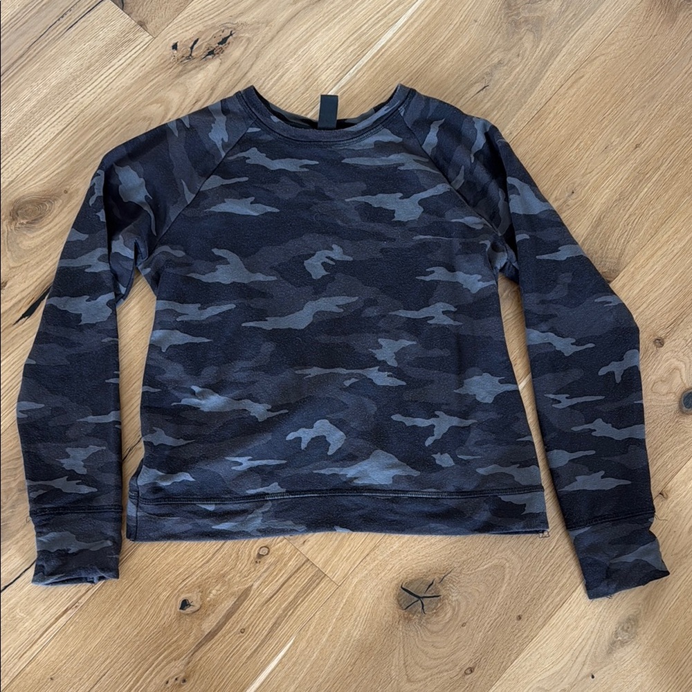 Athleta Kids Camo Sweatshirt - Black and Gray